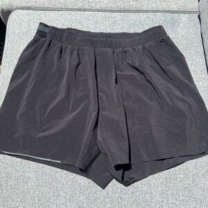 Lululemon Mens breathable shorts size M